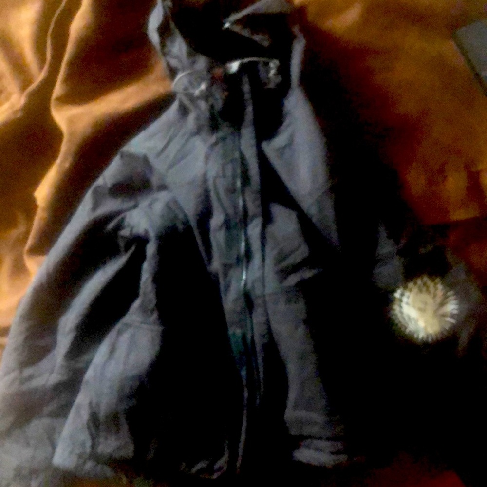 Large youth Burton snowboard jacket